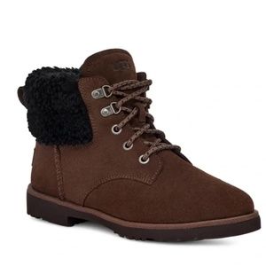 NWT UGG Women's Romely Heritage Lace Boots Brown